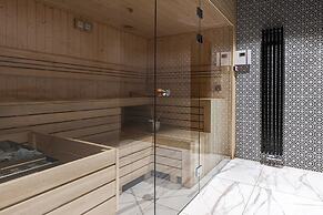 Apartment Next to the River by Renters