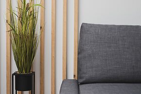 Apartment Next to the River by Renters