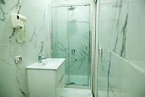 QUEEN 20 - PRIVATE ROOMS DUOMO