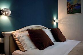 QUEEN 20 - PRIVATE ROOMS DUOMO