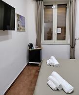 QUEEN 20 - PRIVATE ROOMS DUOMO