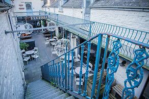 Cosy At The Mews - 2 Bedroom Apartment - Tenby