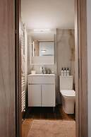 Minimal Condo Trikala Town