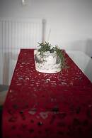 Minimal Condo Trikala Town