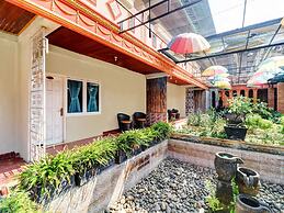 OYO Life 113500 Hotel R Cantika Syariah