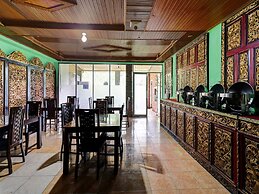 OYO Life 113500 Hotel R Cantika Syariah