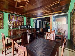 OYO Life 113500 Hotel R Cantika Syariah