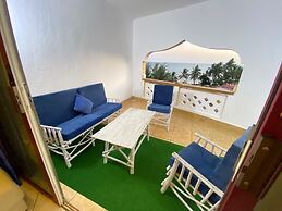 Lily Beachfront Apartments