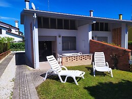 Bright Villa With Private Garden - Beahost Rentals