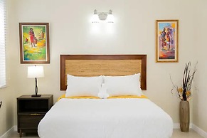 Urbanchic Studio in Kingston