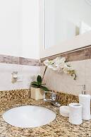 Botanic Bliss Living in Kingston