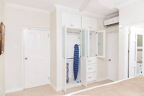 Botanic Bliss Living in Kingston