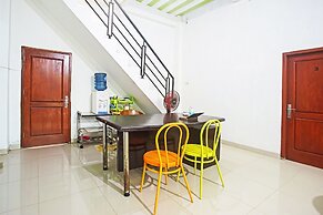 OYO Life 90587 Domen Homestay Syariah