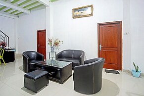 OYO Life 90587 Domen Homestay Syariah