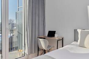 Tasteful Apartment in Wroclaw by Renters