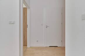 Tasteful Apartment in Wroclaw by Renters