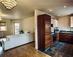 Stunning Cathedral View City Centre Apartment