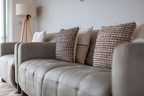 The Thames Collection