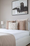 The Thames Collection