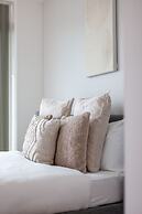 The Thames Collection