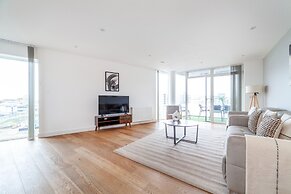 The Thames Collection