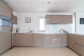 The Thames Collection