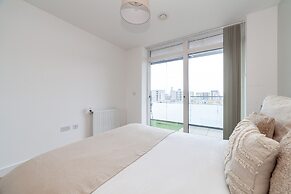 The Thames Collection