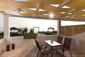 Seashore Stream Suites