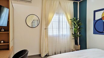 Lighthouse Signature Suites