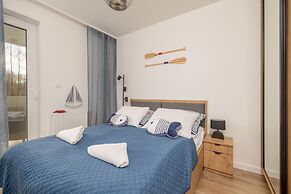 Coast Apartment With Balcony by Renters