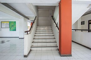 OYO Life 93405 Montong Are Residence