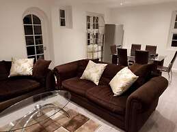 Inviting, Relaxing, 2-bed House-hampstead-london