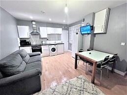 Remarkable 1-bed Apartment in High Wycombe