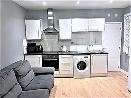 Remarkable 1-bed Apartment in High Wycombe