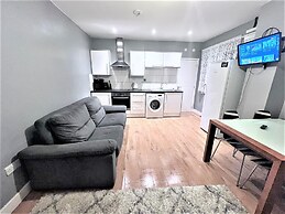 Remarkable 1-bed Apartment in High Wycombe