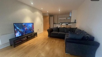 Remarkable 2-bed Apartment in Leeds