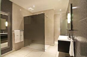 Eros Hotel and Suites Lekki