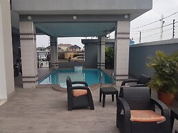Eros Hotel and Suites Lekki