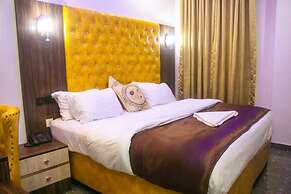 Eros Hotel and Suites Lekki