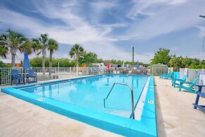 Cabins at Bonefish Bay