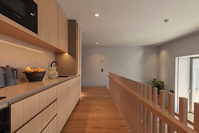 Vandoma Living Suites