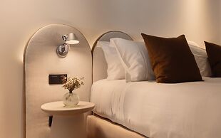 Vandoma Living Suites