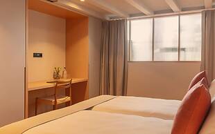 Vandoma Living Suites