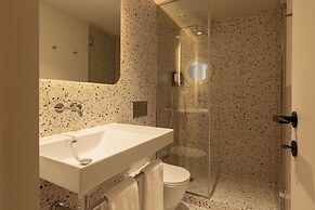 Vandoma Living Suites