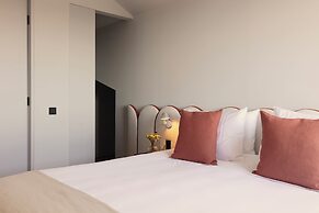 Vandoma Living Suites