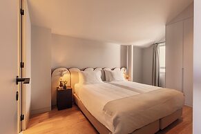 Vandoma Living Suites