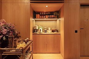 Vandoma Living Suites