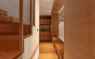 Vandoma Living Suites