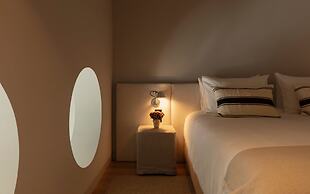 Vandoma Living Suites