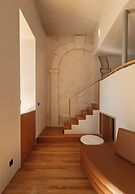 Vandoma Living Suites